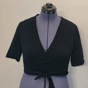 Torrid Shrug Wrap Front Short Sleeve Fitted black Sweater size 1